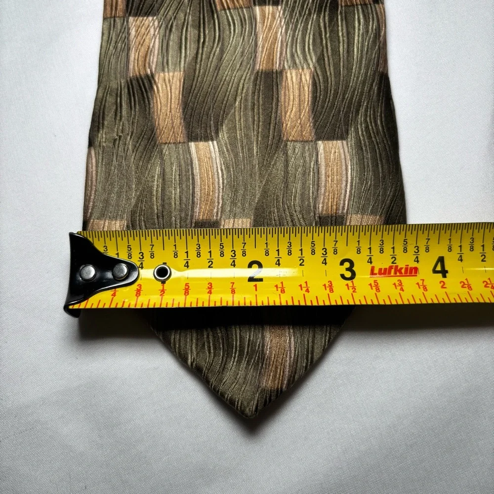 Zylos Silk Green and Brown Pattern Tie